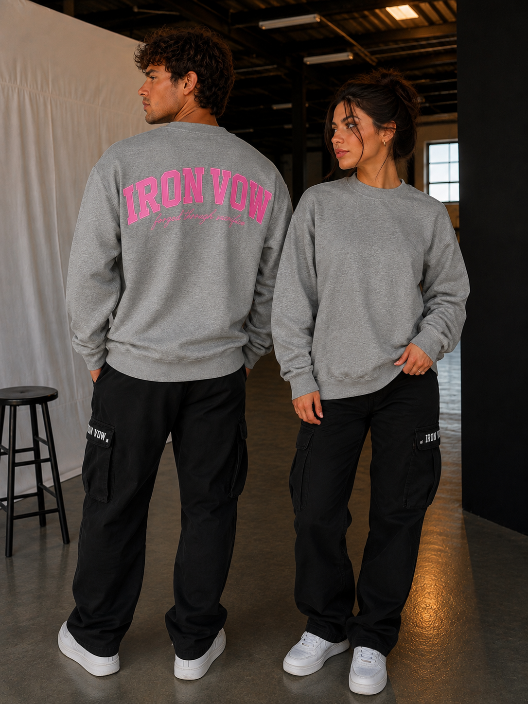 Legacy Crew neck Gray/Pink
